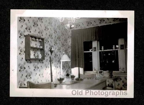 Dining room table - room,